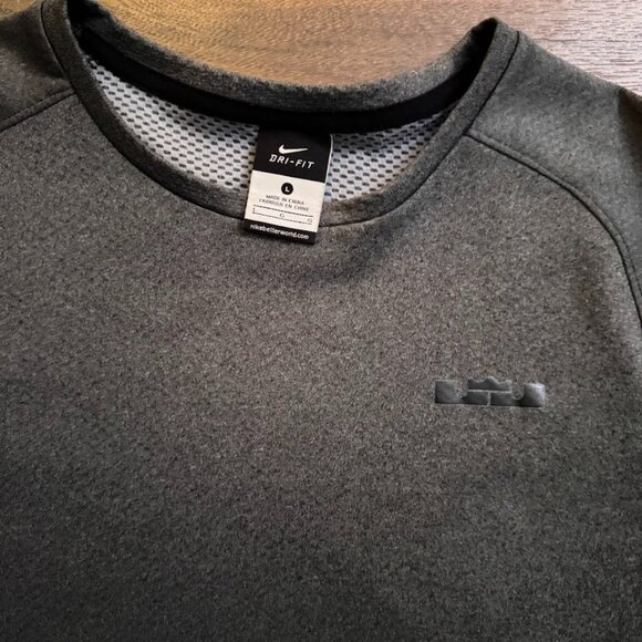 Nike Lebron James Dri-Fit Long Sleeve Shirt - Picture 2 of 3